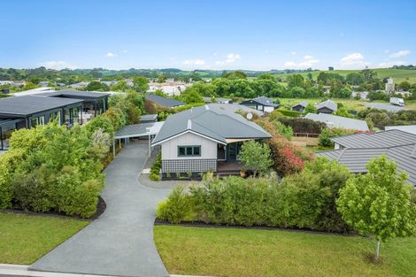 Photo of property in 6 Laly Haddon Place, Matakana, Warkworth, 0985