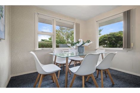 Photo of property in 12 Blossomdale Place, Bishopdale, Christchurch, 8053