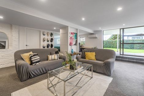 Photo of property in 11 Gregory Place, Mount Roskill, Auckland, 1041