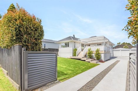 Photo of property in 57 Waipani Road, Te Atatu Peninsula, Auckland, 0610