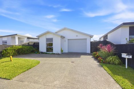 Photo of property in 9 Pimelea Street, Papamoa Beach, Papamoa, 3118