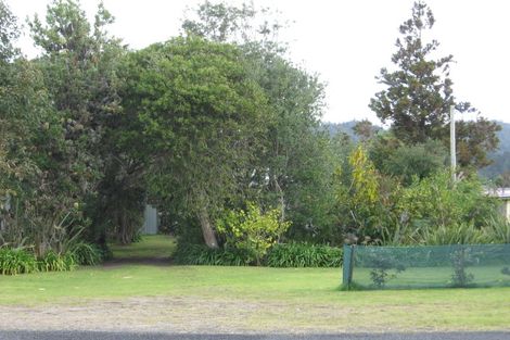 Photo of property in 145 Ocean Beach Road, Tairua, 3508