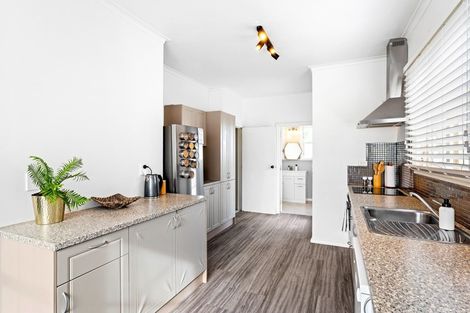 Photo of property in 5 Rumgay Street, Fairfield, Lower Hutt, 5011