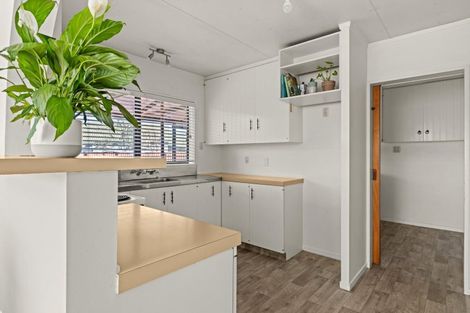 Photo of property in 16 Palmer Place, Parkvale, Hastings, 4122