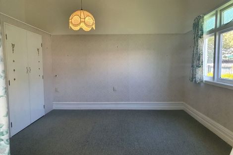 Photo of property in 20 Strange Street, Waitara, 4320