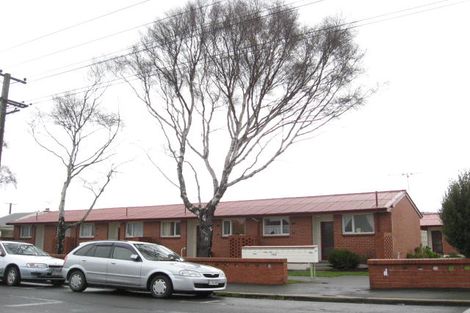 Photo of property in 154 Macandrew Road, South Dunedin, Dunedin, 9012