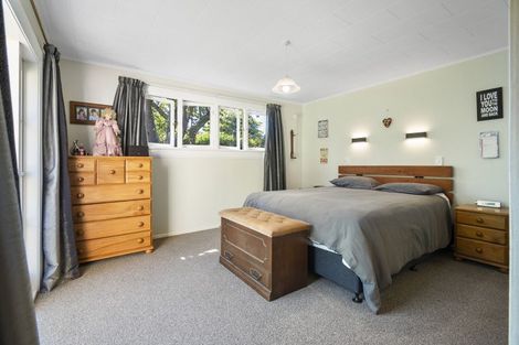 Photo of property in 2330 Kimbolton Road, Kiwitea, Feilding, 4777