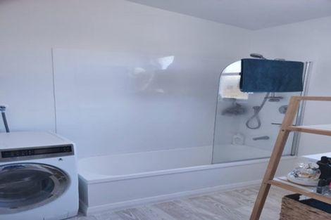 Photo of property in 104 Randwick Road, Moera, Lower Hutt, 5010