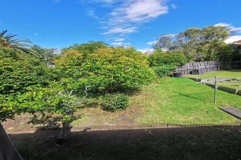 Photo of property in 2/20 Nigel Road, Browns Bay, Auckland, 0630