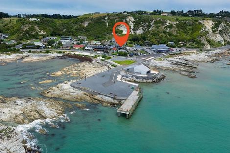 Photo of property in 1 Wakatu Quay, Kaikoura, 7300