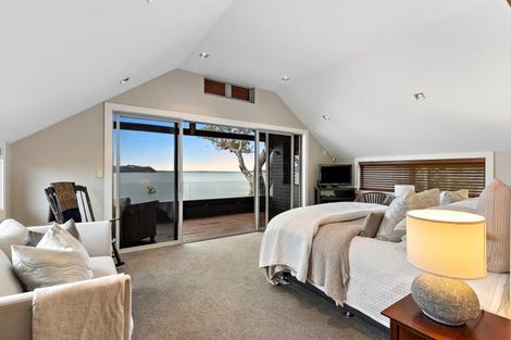 Photo of property in 8 Musick Point Road, Bucklands Beach, Auckland, 2012