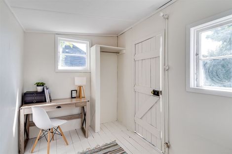 Photo of property in 68 Nelson Crescent, Napier South, Napier, 4110