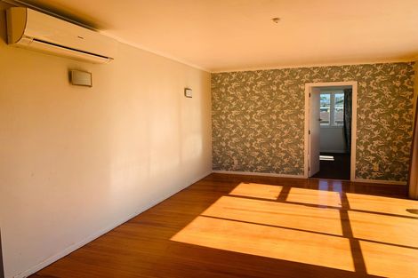 Photo of property in 147 Rosier Road, Glen Eden, Auckland, 0602