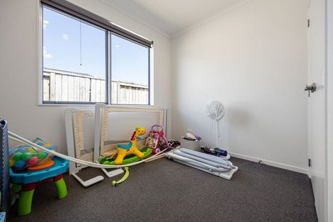 Photo of property in 30 Ruru Street, Cambridge, 3434