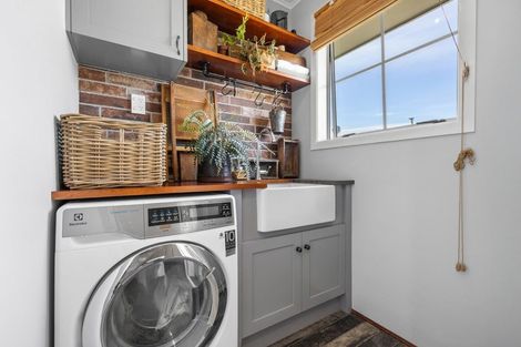 Photo of property in 4 Fiona Place, Dinsdale, Hamilton, 3204