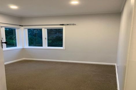 Photo of property in 70 Savoy Road, Glen Eden, Auckland, 0602