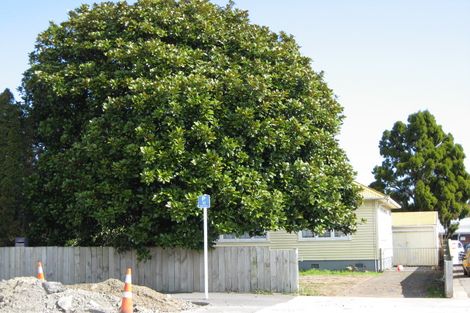 Photo of property in 3 David Street, Westown, New Plymouth, 4310