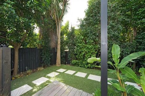 Photo of property in 2/28 Hart Road, Hauraki, Auckland, 0622