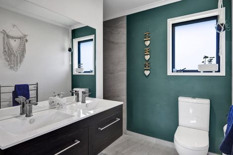 Photo of property in 405 Ketemarae Road, Normanby, Hawera, 4675