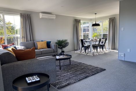 Photo of property in 35 Wesley Avenue, Frankleigh Park, New Plymouth, 4310