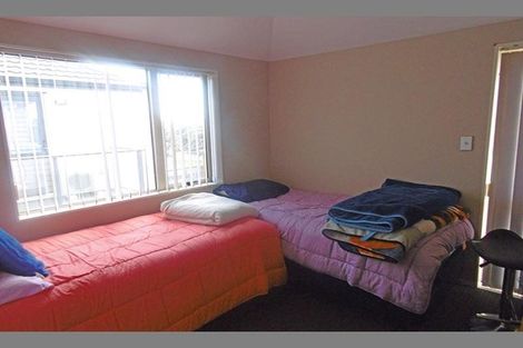 Photo of property in 2 Tavua Lane, Ranui, Auckland, 0612