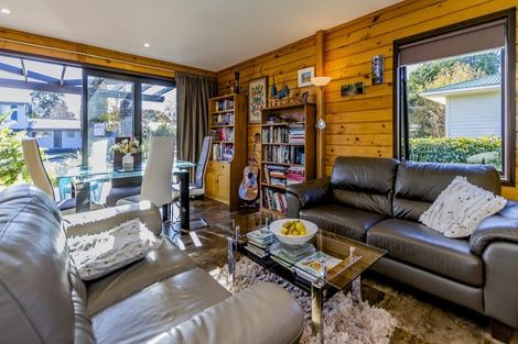 Photo of property in 100 Goldfinch Street, Ohakune, 4625