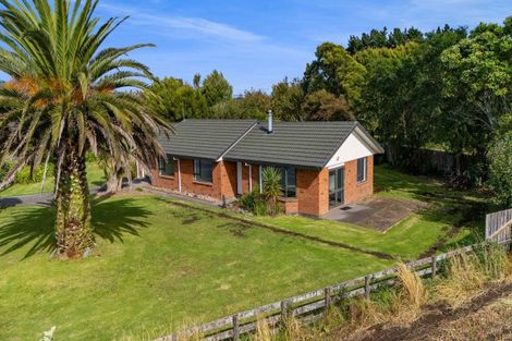 Photo of property in 40 Rona Road, Brixton, Waitara, 4382