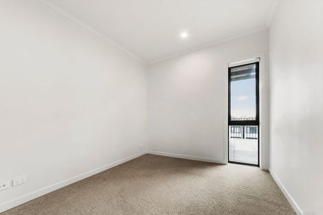 Photo of property in 28/194 Buckley Avenue, Hobsonville, Auckland, 0616