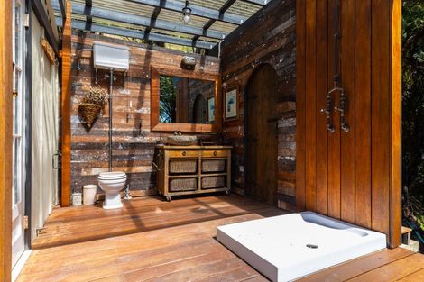 Photo of property in 606 Moetapu Bay Road, Moetapu Bay, Picton, 7282