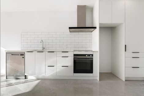 Photo of property in 30a Kukuwai Avenue, Red Beach, 0932