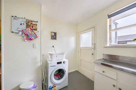 Photo of property in 264b Fergusson Drive, Heretaunga, Upper Hutt, 5018