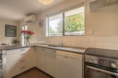 Photo of property in 5 Exton Street, Redwood, Christchurch, 8051