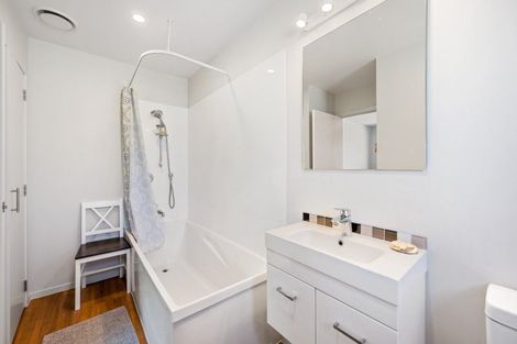 Photo of property in 22 Long Grass Place, Hawea Flat, Wanaka, 9382