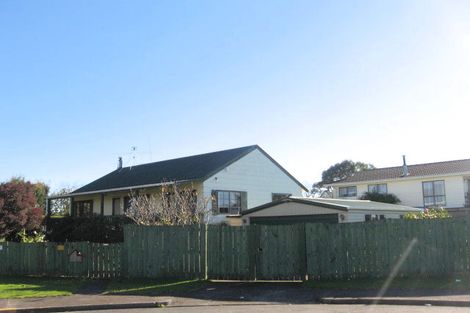Photo of property in 5 Cade Place, Weymouth, Auckland, 2103