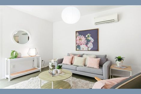 Photo of property in 2/39 Onslow Road, Khandallah, Wellington, 6035