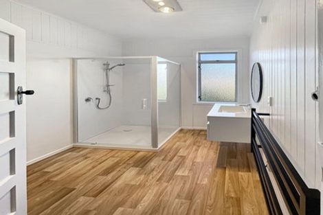 Photo of property in 23 Bulkeley Terrace, New Plymouth, 4310