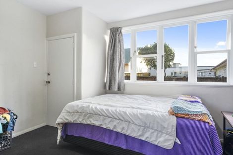 Photo of property in 2/28 Scholefield Street, Petone, Lower Hutt, 5012