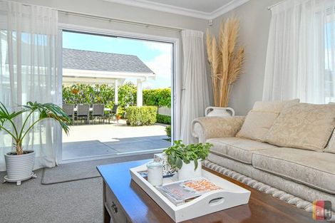 Photo of property in 3 Lees Cove, Karaka, Papakura, 2113