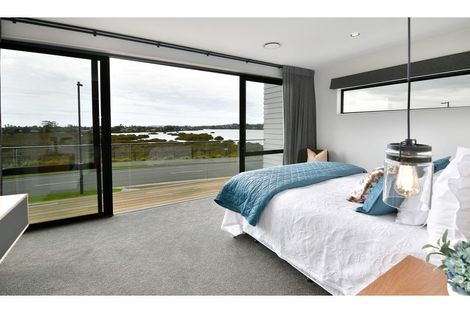Photo of property in 110 Arran Point Parade, Orewa, 0931