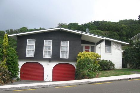 Photo of property in 25 Amapur Drive, Khandallah, Wellington, 6035