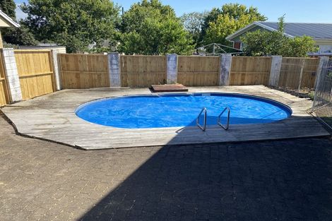 Photo of property in 51 Russleigh Drive, Dinsdale, Hamilton, 3204