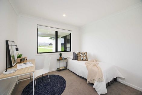 Photo of property in 132 Kingsdale Park Drive, Aokautere, Palmerston North, 4471