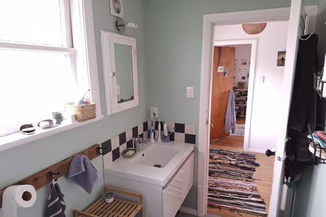 Photo of property in 19a Kekerenga Street, Strathmore Park, Wellington, 6022