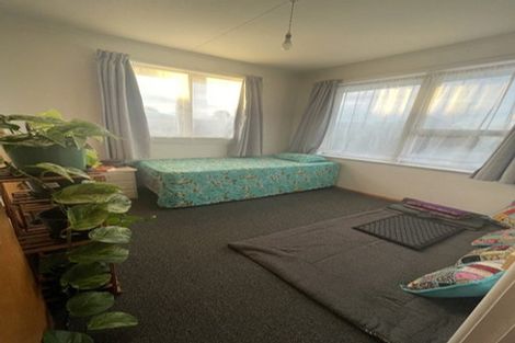 Photo of property in 77 Meeanee Road, Taradale, Napier, 4112