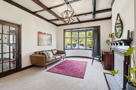 Photo of property in 5 Parkes Avenue, Saint Johns Hill, Whanganui, 4501