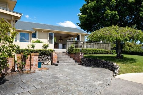 Photo of property in 17 Kopanga Road, Havelock North, 4130