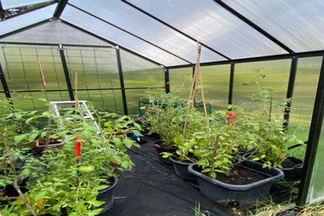 Photo of property in 4 Ferngully Road, Helensville, Kaukapakapa, 0871