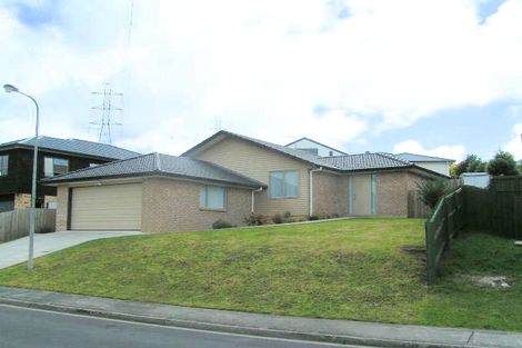 Photo of property in 3 Killygordon Place, Massey, Auckland, 0614