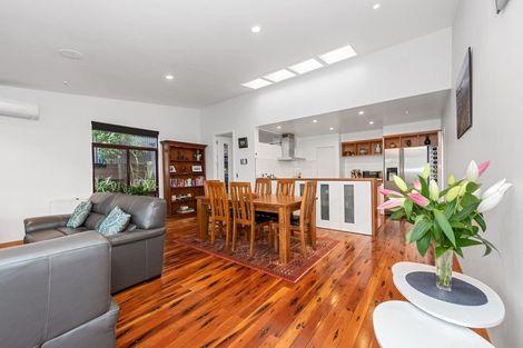 Photo of property in 306a Cobham Drive, Hillcrest, Hamilton, 3216