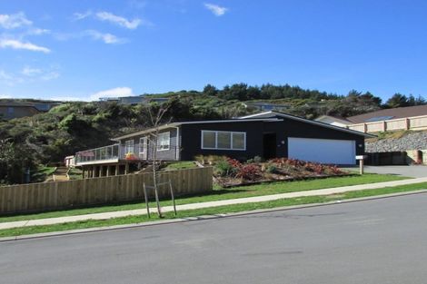 Photo of property in 208 Navigation Drive, Whitby, Porirua, 5024